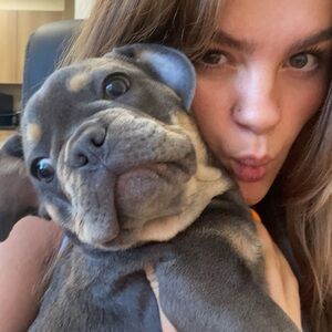 Meet your Posher, Chloe